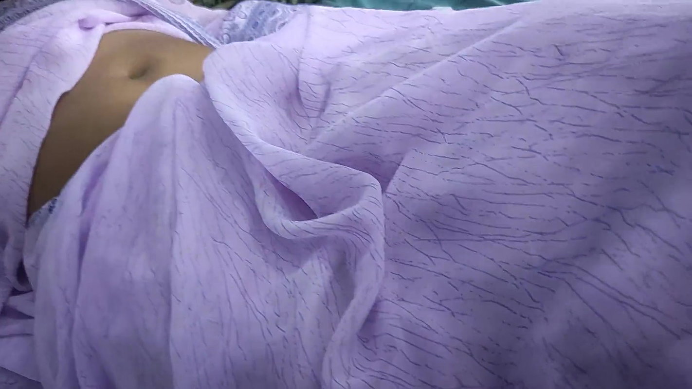 Saree and bra pussy lick romance by Vaishnavy and Sharun Raj, Mallu hot couple romance, Pussy lick of mallu hot girl, Indian sex