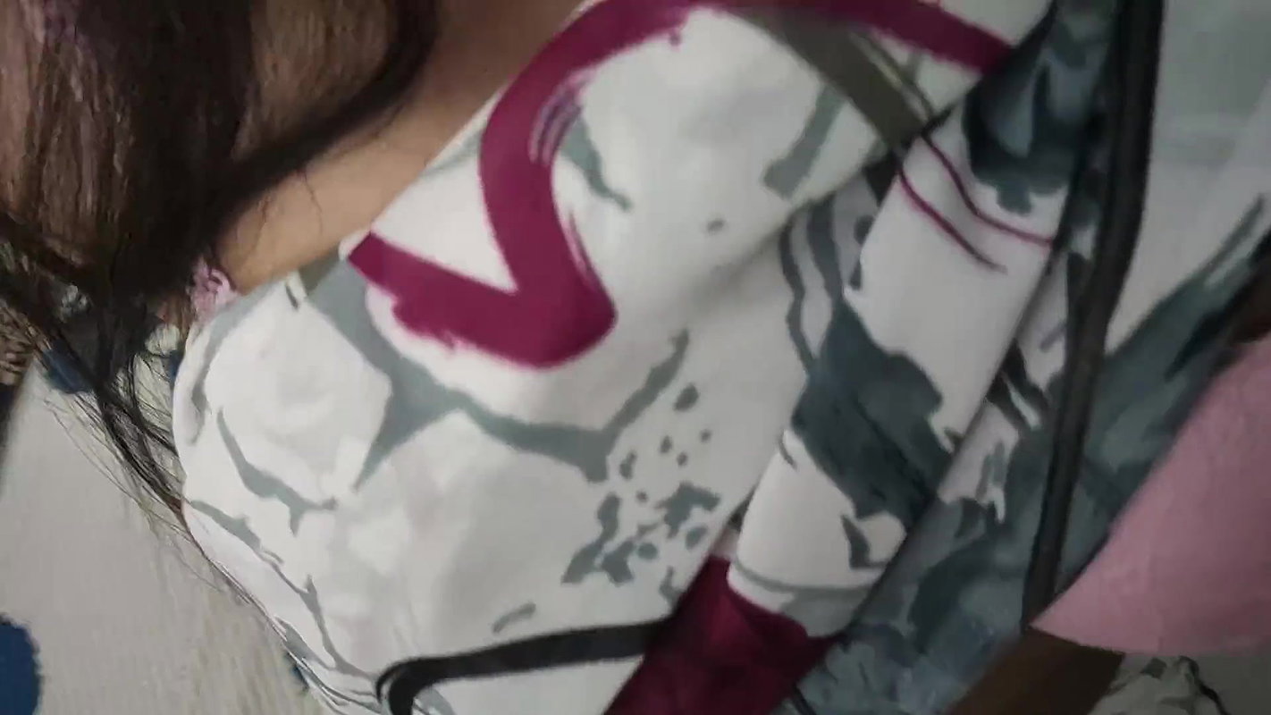 Saree hot boobs press navel fingering with cleavage show romance by Vaishnavy and Sharun Raj, Hot mallu couple boobs press love