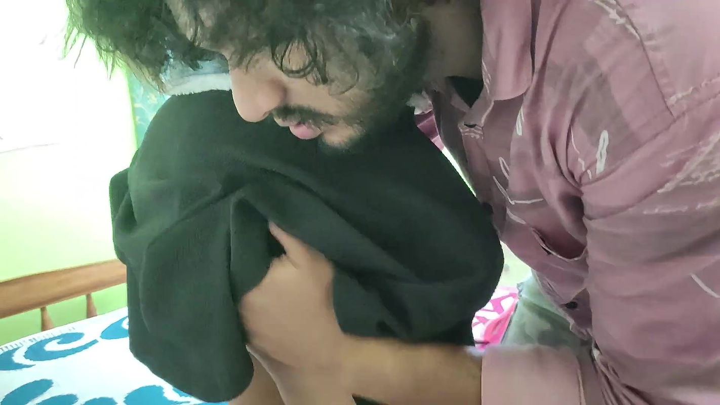Skirt and shirt romance by Vaishnavy and Sharun Raj, Shirt open and bra show with boobs press fuck, Mallu couple hot fuck love