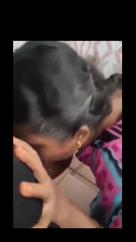 Desi Village aunty showing boobs nd sucking in bathroom