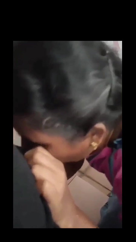 Desi Village aunty showing boobs nd sucking in bathroom