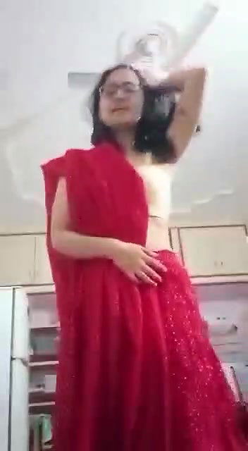 Hairy Pussy Cute Chashmish Gf Showing