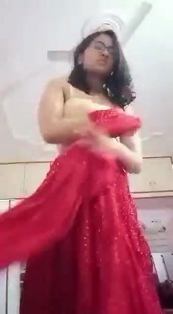 Hairy Pussy Cute Chashmish Gf Showing