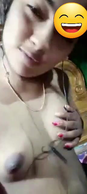 Beautiful Cute Gf Showing
