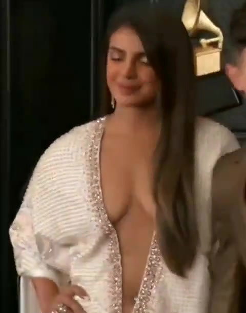 Priyanka CHopra wat a Wide Show