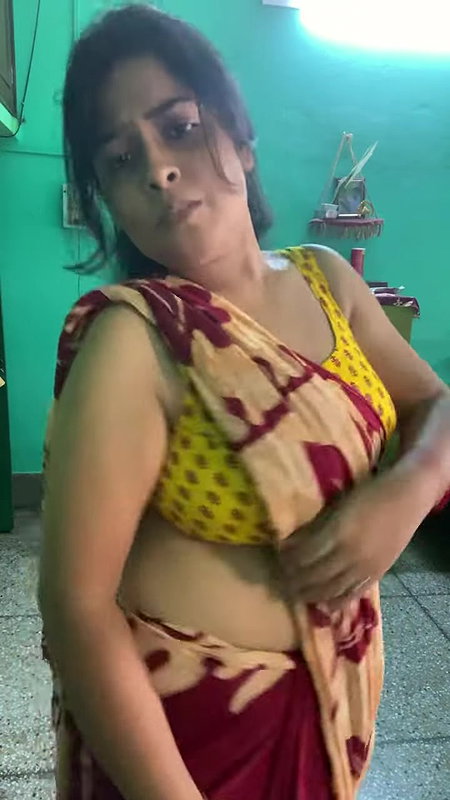 Indian vlogger raya-5