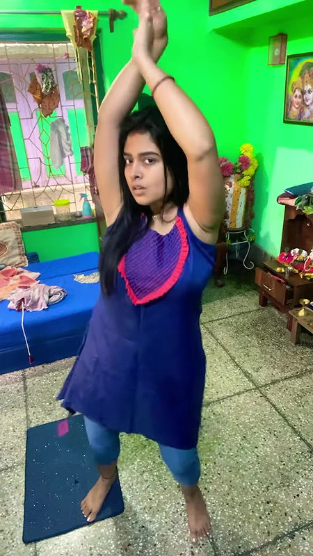 Indian vlogger raya-3