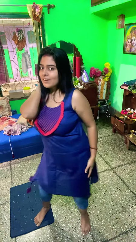 Indian vlogger raya-3