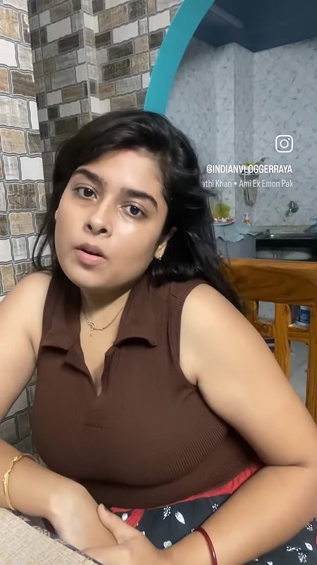 Indian vlogger raya-2