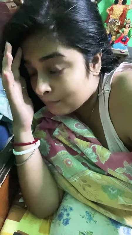 Indian vlogger raya-1