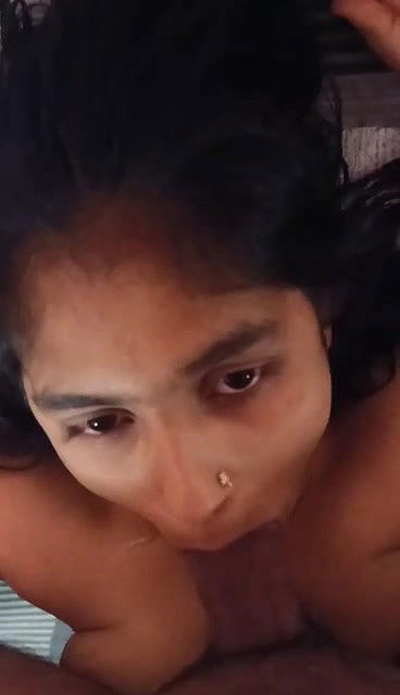 NAUGHTY DESI INDIAN HORNY WIFE  GIVING BLOWJOB VIDEOS