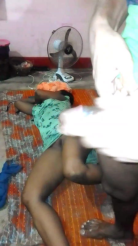 BEWAFA WIFE KO CHODA RAAT ME MAJE LEKAR NIND ME SOTE HUYE