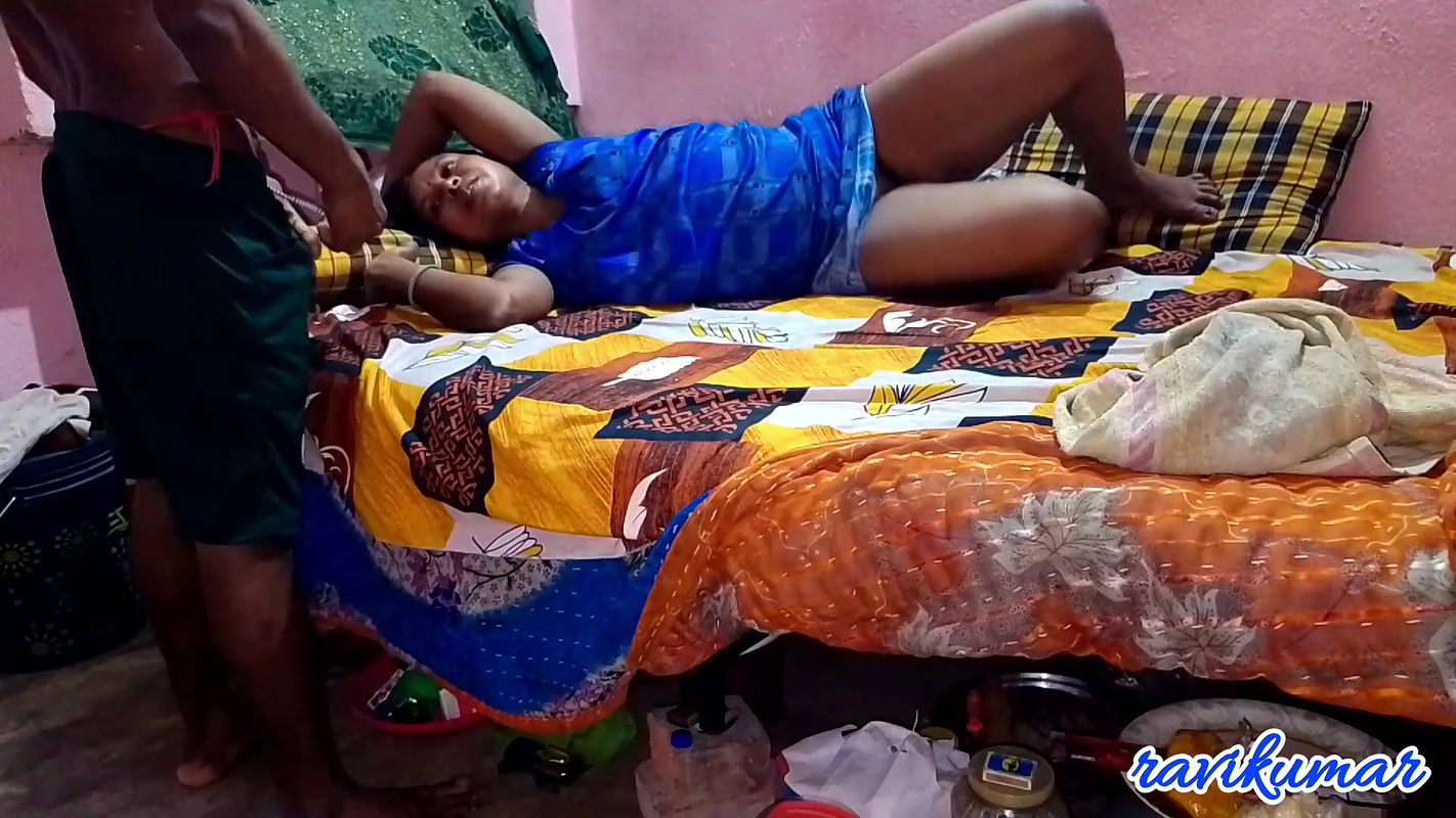 Desi Maidam Ke Sat Bohat Maja Liya Raat ko