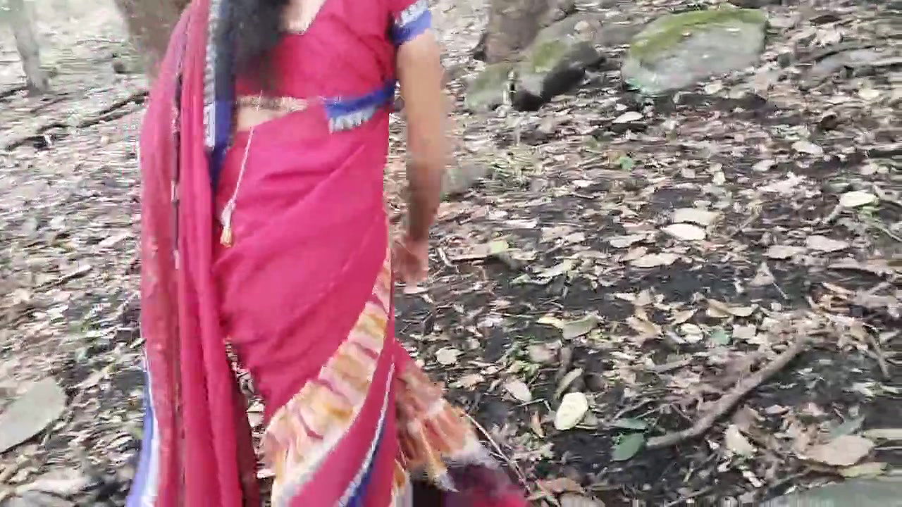 A desi girl was walking alone in forest stranger came there and ask her pussy fucking hard, A teen girl fucking hard stepbro