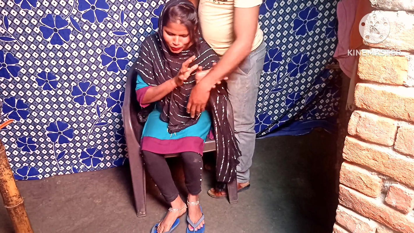 Indian neighbor alone girl’s pussy and ass fucked at home. Hindi voice. HQ XDESI