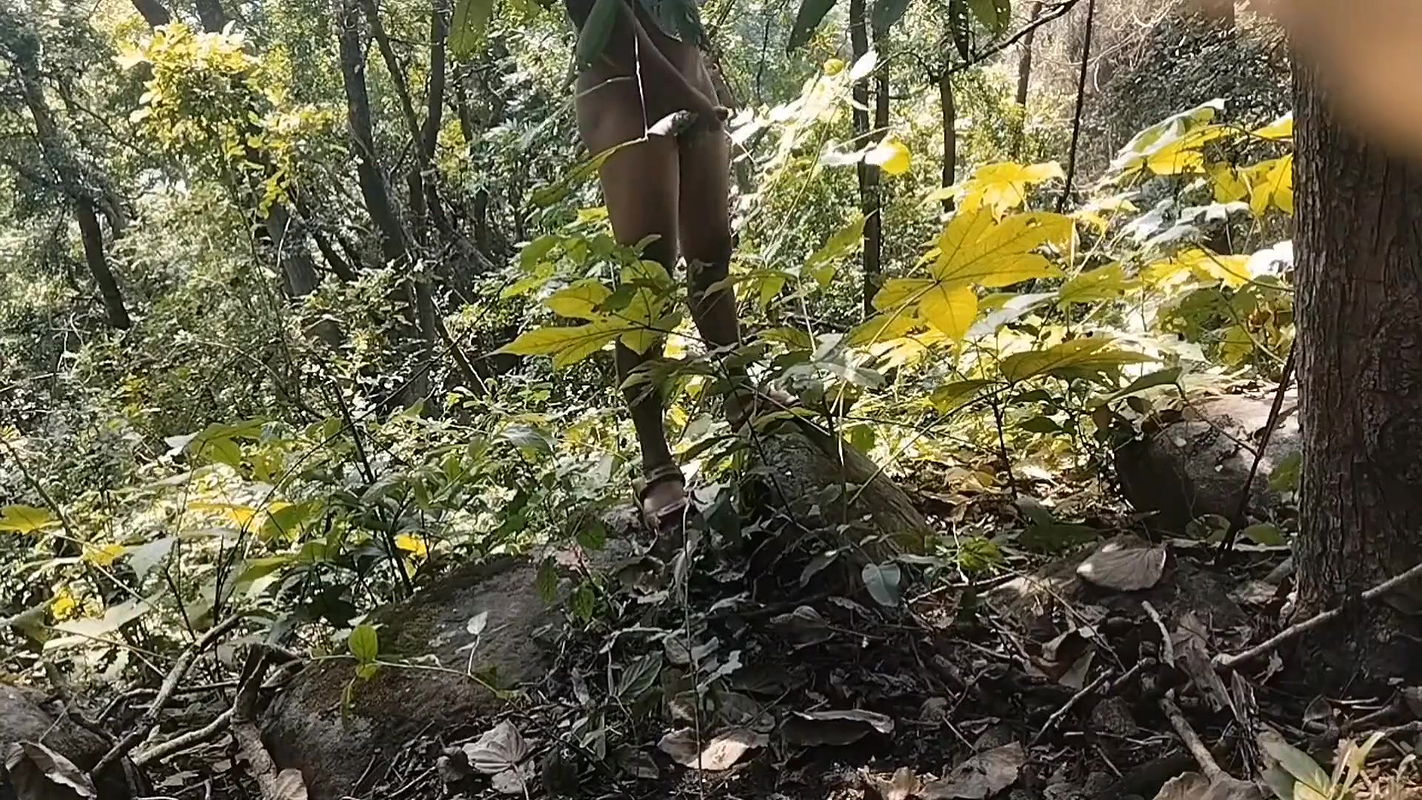 Young hot indian desi girl fucking hard with her stranger in jungle, A hot teen girl was fucking hard and blowjob with her stepb