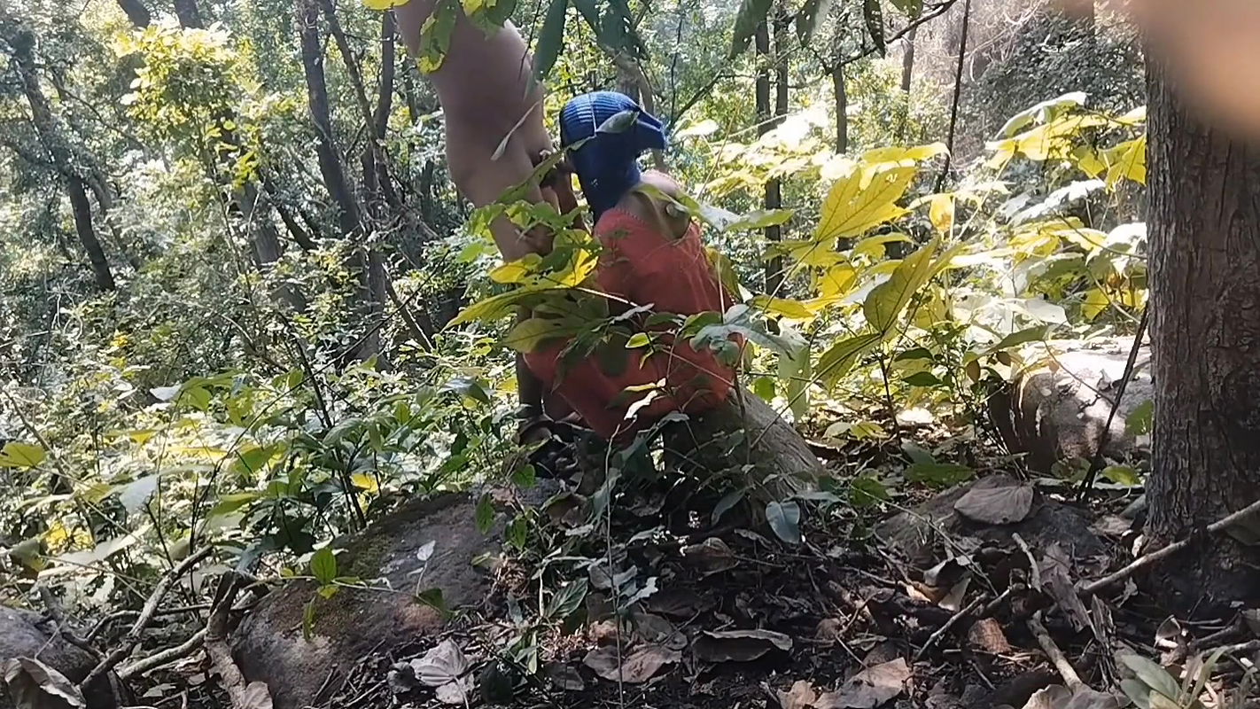 Young hot indian desi girl fucking hard with her stranger in jungle, A hot teen girl was fucking hard and blowjob with her stepb