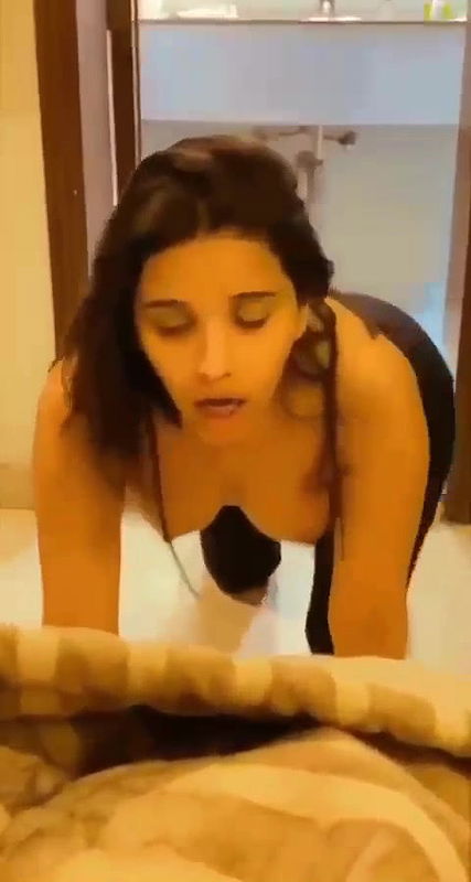Beautiful Sexy Gf Sucking