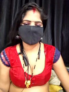 Stripchat-Public.Show-c-BEAUTY_QUEENN-2024.07.08.195720