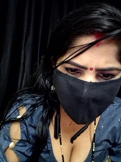 Stripchat-Public.Show-c-BEAUTY_QUEENN-2024.07.08.185430