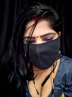 Stripchat-Public.Show-c-BEAUTY_QUEENN-2024.07.08.185430