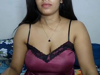 Stripchat-Public.Show-c-sparkling_queen-2024.06.07.035759