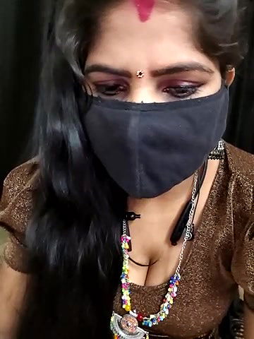 Stripchat-Public.Show-c-BEAUTY_QUEENN-2024.07.28.184306