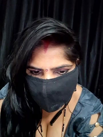 Stripchat-Public.Show-c-BEAUTY_QUEENN-2024.07.14.213524