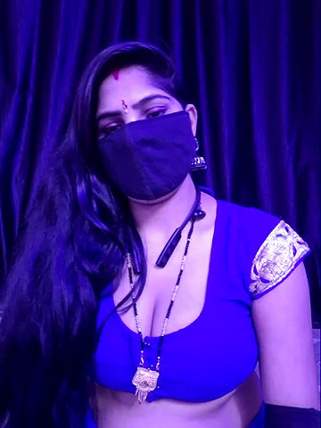 Stripchat-Public.Show-c-BEAUTY_QUEENN-2024.07.13.180814