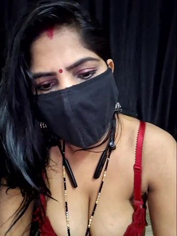 Stripchat-Public.Show-c-BEAUTY_QUEENN-2024.07.12.232517