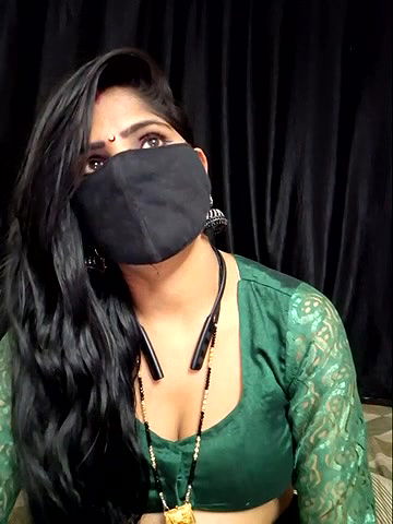 Stripchat-Public.Show-c-BEAUTY_QUEENN-2024.07.10.190901