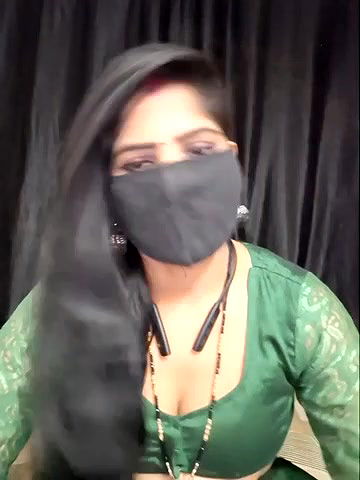 Stripchat-Public.Show-c-BEAUTY_QUEENN-2024.07.10.190901