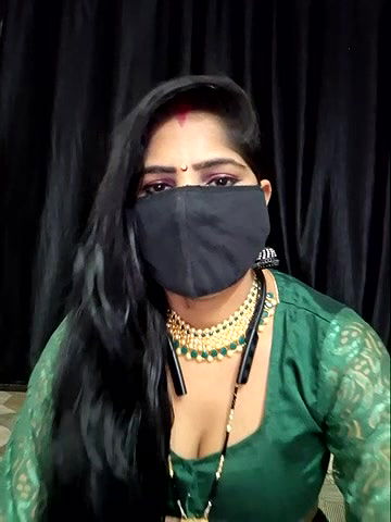 Stripchat-Public.Show-c-BEAUTY_QUEENN-2024.07.10.184920