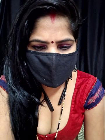 Stripchat-Public.Show-c-BEAUTY_QUEENN-2024.07.07.222314