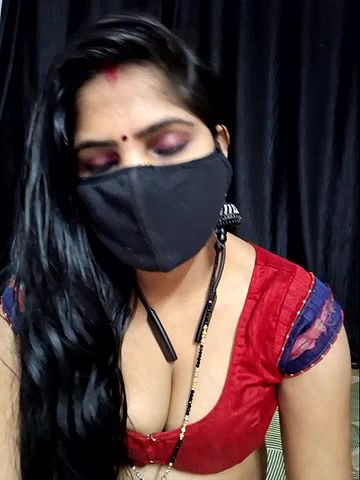 Stripchat-Public.Show-c-BEAUTY_QUEENN-2024.07.07.222314