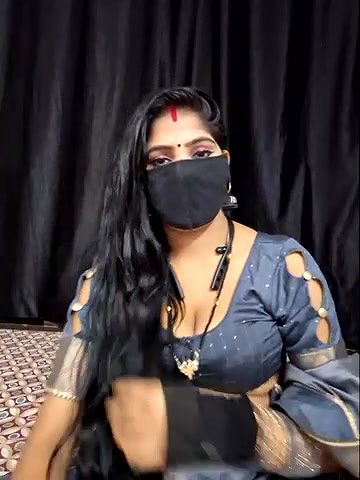 Stripchat-Public.Show-c-BEAUTY_QUEENN-2024.06.27.190808