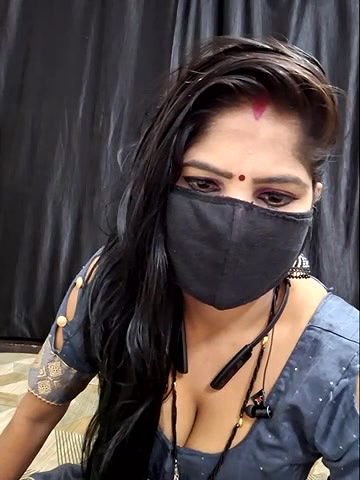 Stripchat-Public.Show-c-BEAUTY_QUEENN-2024.06.24.211408