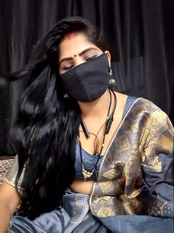 Stripchat-Public.Show-c-BEAUTY_QUEENN-2024.06.15.201031