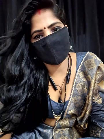 Stripchat-Public.Show-c-BEAUTY_QUEENN-2024.06.15.201031