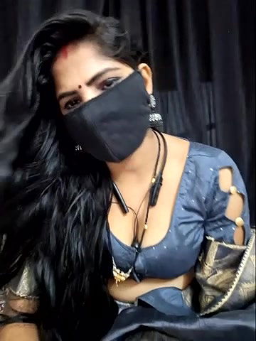 Stripchat-Public.Show-c-BEAUTY_QUEENN-2024.06.15.201031