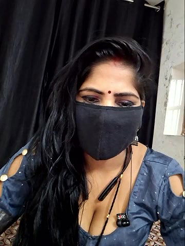 Stripchat-Public.Show-c-BEAUTY_QUEENN-2024.06.14.234025