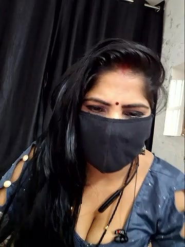 Stripchat-Public.Show-c-BEAUTY_QUEENN-2024.06.14.234025