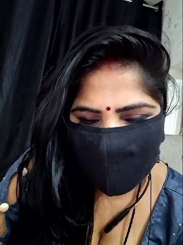 Stripchat-Public.Show-c-BEAUTY_QUEENN-2024.06.14.234025