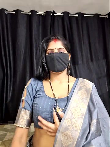 Stripchat-Public.Show-c-BEAUTY_QUEENN-2024.06.04.185955