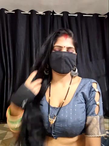 Stripchat-Public.Show-c-BEAUTY_QUEENN-2024.06.04.185955