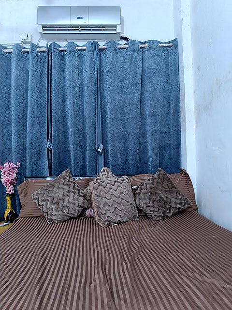 Stripchat-Public.Show-f-Venessa_123-2024.10.13.222635