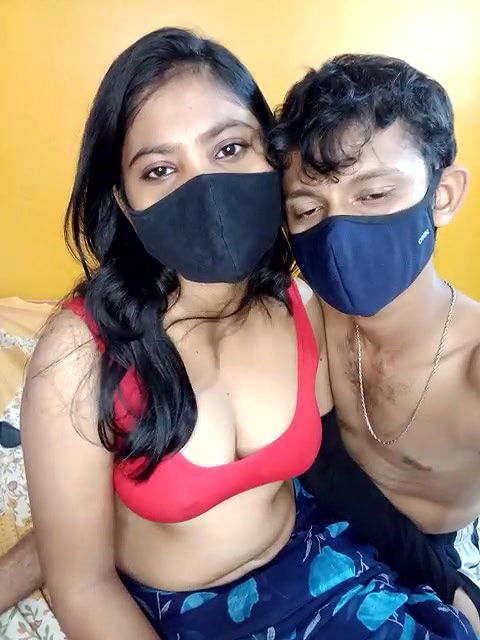 Stripchat-Public.Show-c-BLUESTAR_CAM-2024.09.25.193812