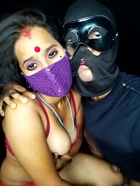 Stripchat-Public.Show-c-Hotty-priyanka-2024.09.09.174253