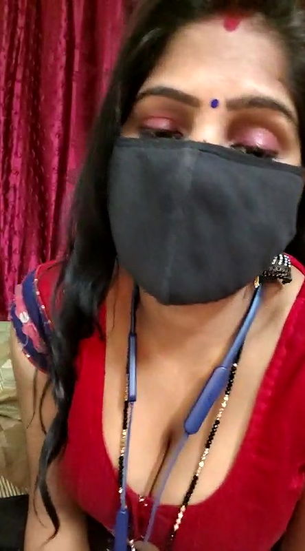 Stripchat-Public.Show-c-BEAUTY_QUEENN-2024.10.01.224428