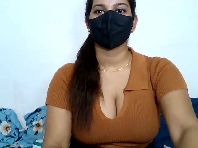 Stripchat-Public.Show-c-sparkling_queen-2024.10.12.163423